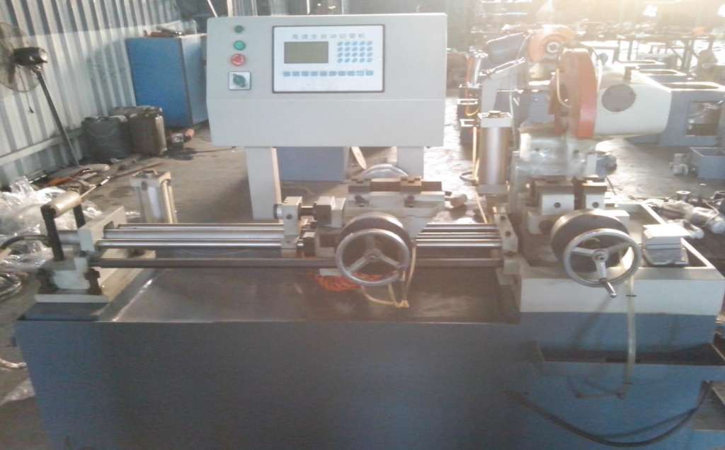 E:\BQ伯勤\图片\网站\网站\MC-315气动全自动弯管机.jpgMC-315气动全自动弯管机